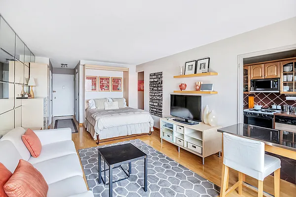 Sold by Compass | media 4