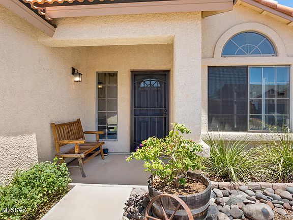 3rd image of 2632 W Camino De La Caterva