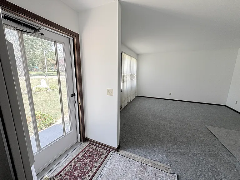 6594 Ravenwood Ave NW — Photo 3