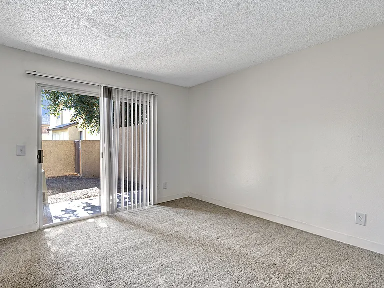 PepperTree Place — Photo 33