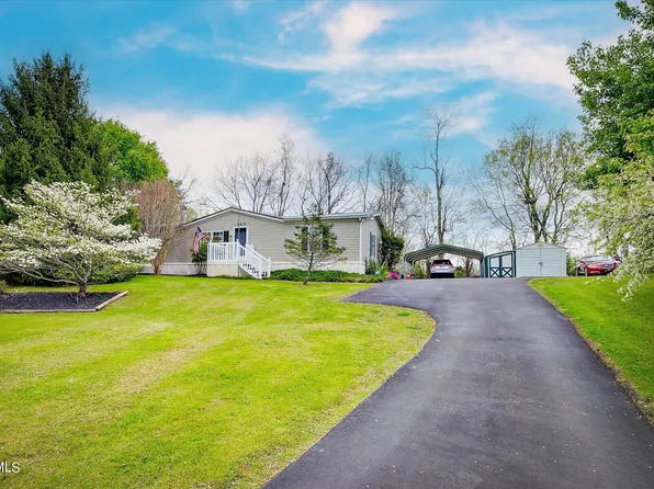 345 Roaming Dr, Chuckey, TN 37641