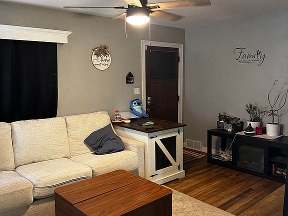 3rd image of 2825 W A St