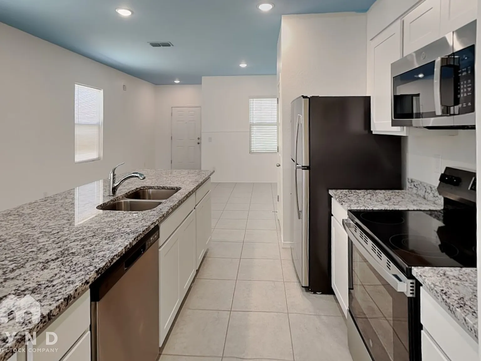 3 bed, 2.0 bath, 1412 sqft, $1,675 — Photo 4