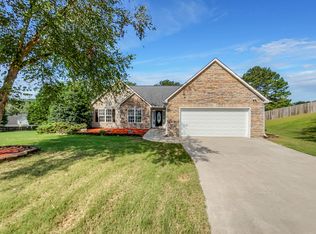 1604 Alcovy Ridge Ct, Dacula, GA 30019