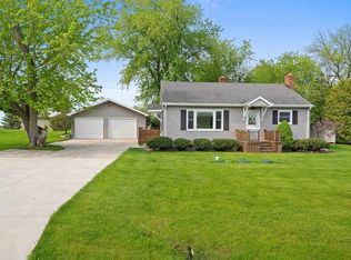 6140 Langes Corners Rd, Denmark, WI 54208