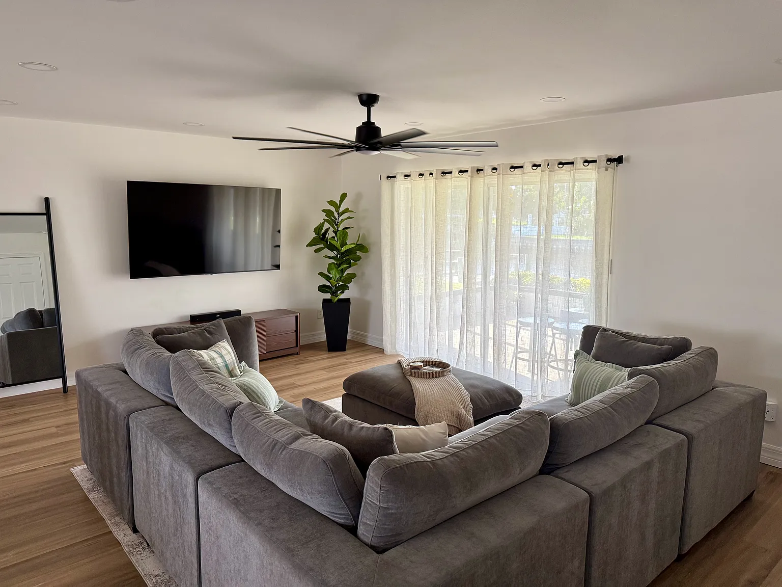 8719 Tahiti Ln — Photo 4