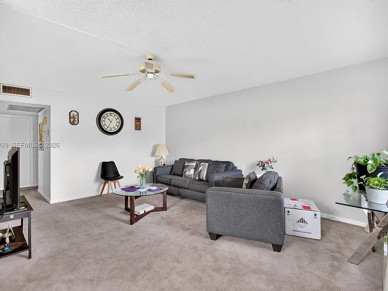 14 Preston E #A — Photo 17