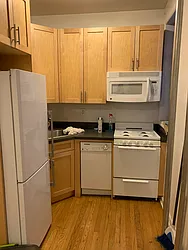 Rented by Urban Real Estate Inc