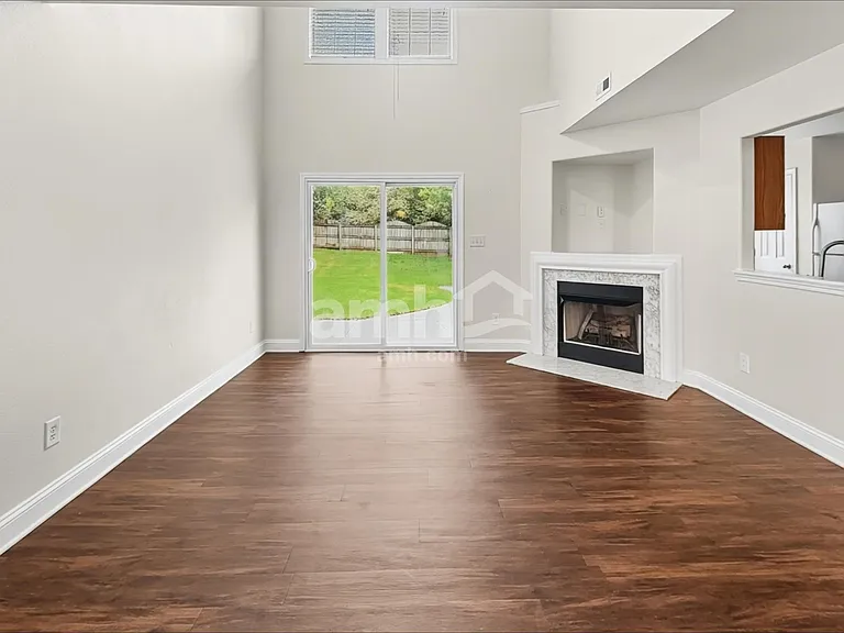 5899 Culloden Ct — Photo 6