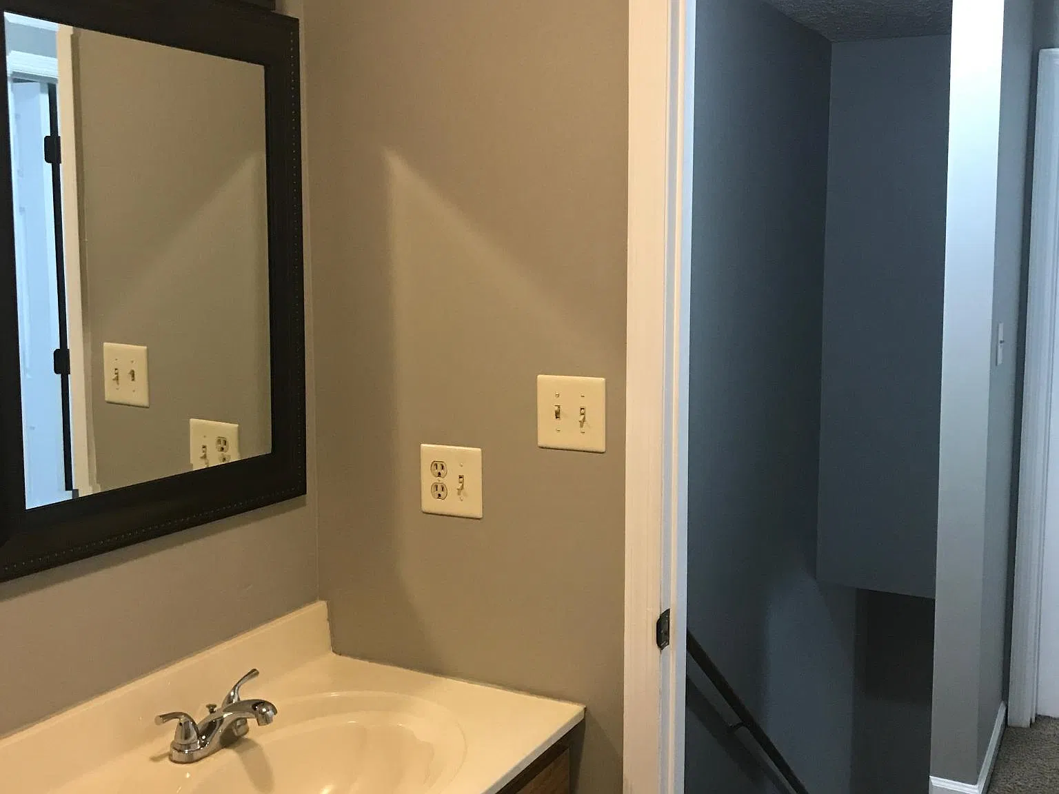2 bed, $950 — Photo 2