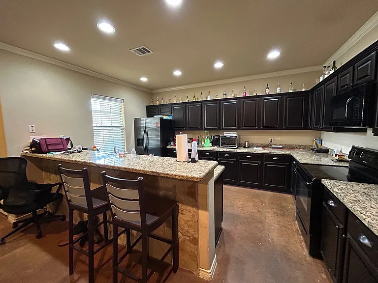 3318 Travis Cole Ave #1 — Photo 4