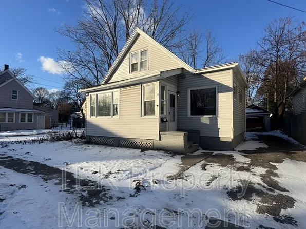 8 Laurel St, Rochester, NY 14606