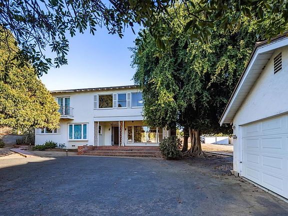 4th image of 163 La Costa Ave