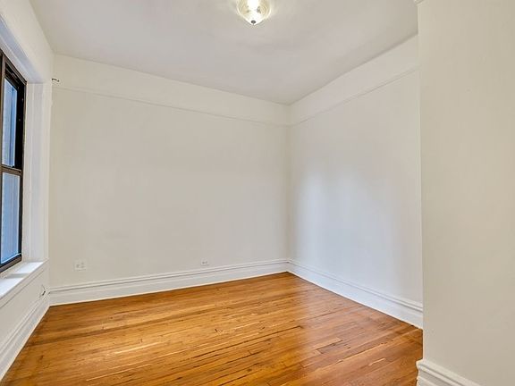 2nd image of 51 Tiemann Pl #25