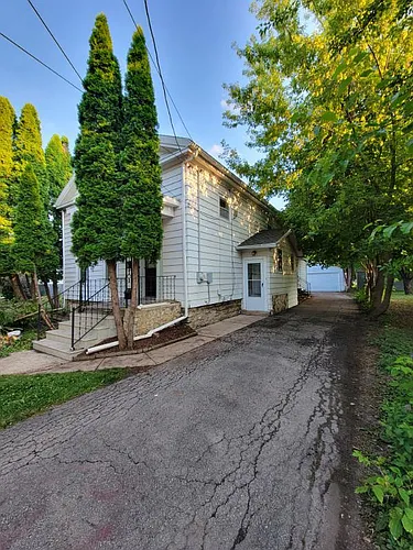 437 E Doty Ave Photo 1