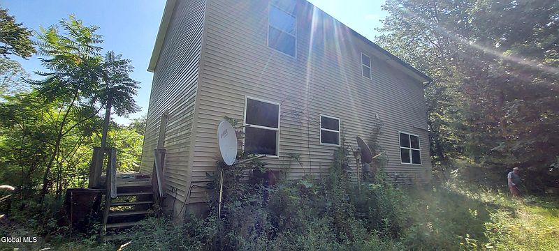 2nd image of 253 George Road