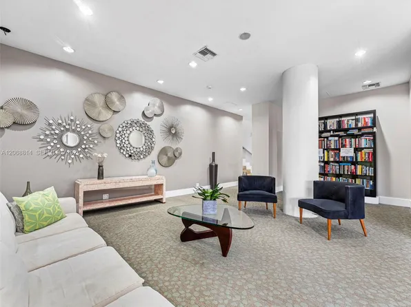 7441 Wayne Ave APT 3H, Miami Beach, FL 33141