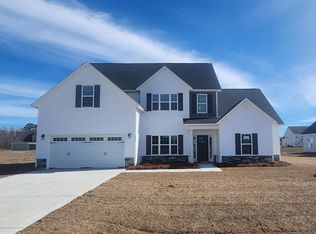 2027 Sharpnose St, New Bern, NC 28562