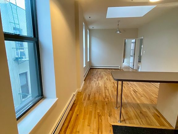 3rd image of 47-45 Vernon Blvd #3