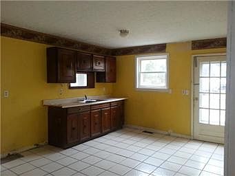 2nd image of 5990 Valley Dr