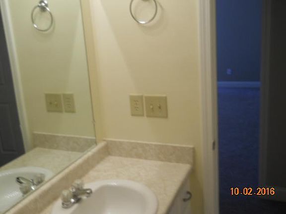 5th image of 241 Caroline Ct