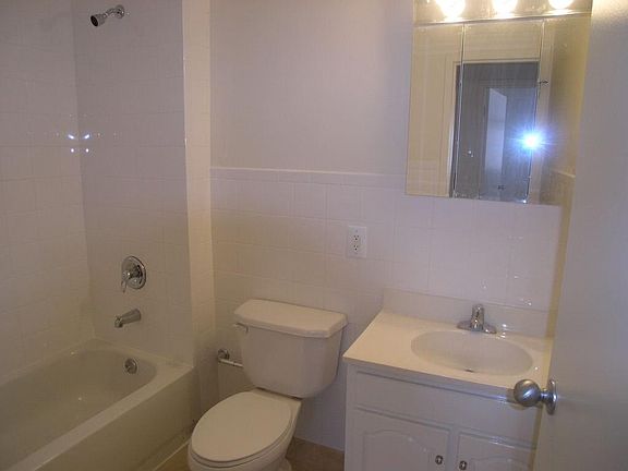 2nd image of 444 Manhattan Ave APT 1C