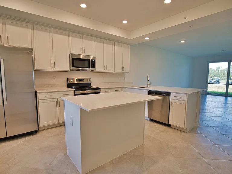 12280 Wellen Golf St #104 — Photo 4