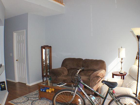 5th image of 194 Durango Dr #1