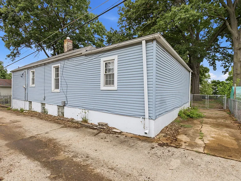 6322 Hancock Ave — Photo 24