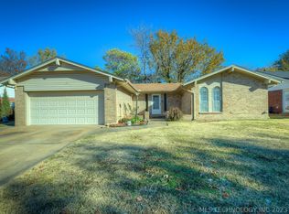 9643 E 27th St, Tulsa, OK 74129