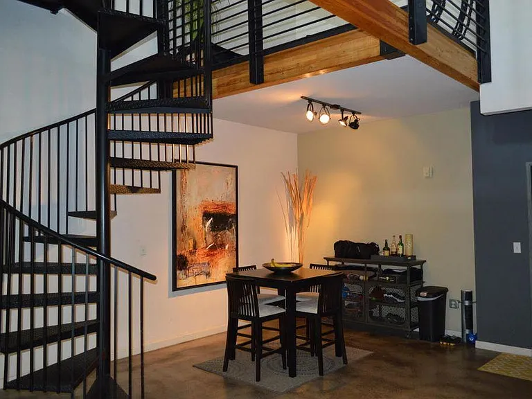 914 E Osborn Rd #211 — Photo 1