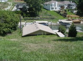 9314 Sterling Cir, Plattsmouth, NE 68048