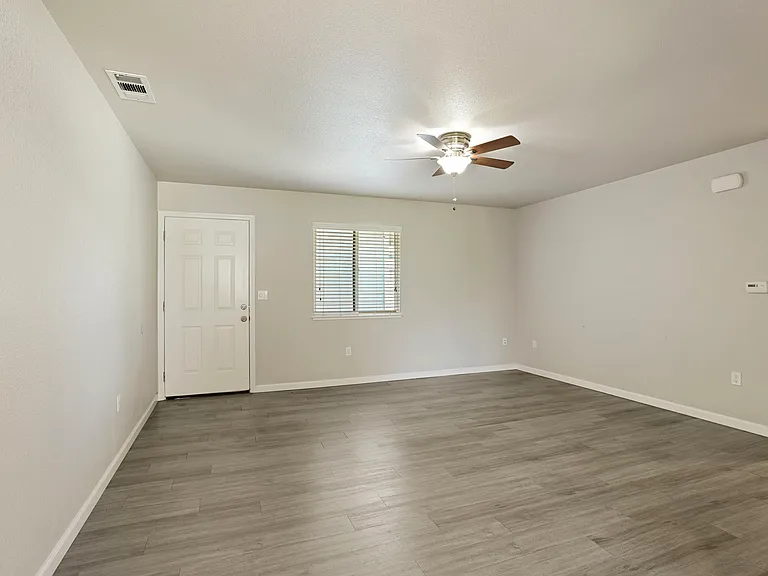 3435 Pacific Ave #5 — Photo 4