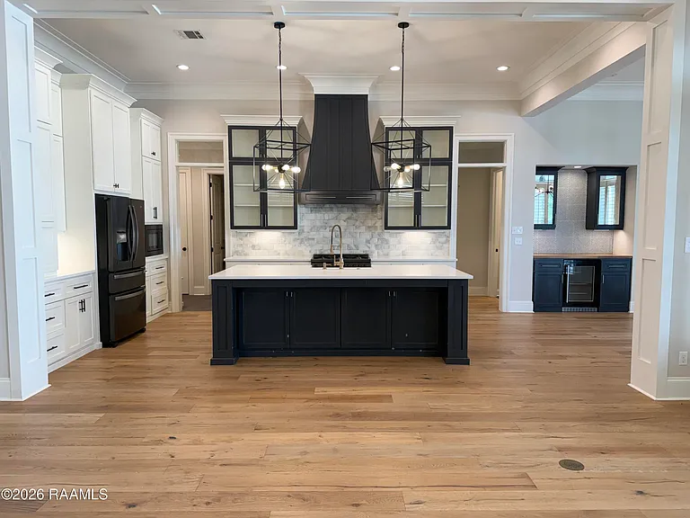 102 Orchard Park Ave — Photo 6