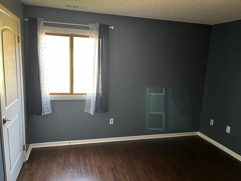 5305 Ravens Crest Dr — Photo 10