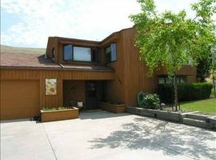 128 W Hillcrest Dr, Missoula, MT 59803