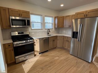 904 Kilsyth Rd #1, Elizabeth, NJ 07208
