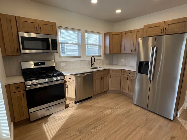 904 Kilsyth Rd #1, Elizabeth, NJ 07208