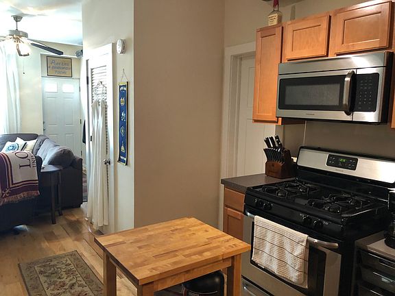 4th image of 1311 N Greenview Ave APT 1