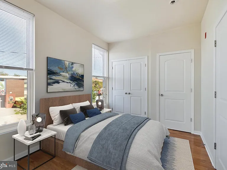 1518 W Diamond St #B — Photo 3