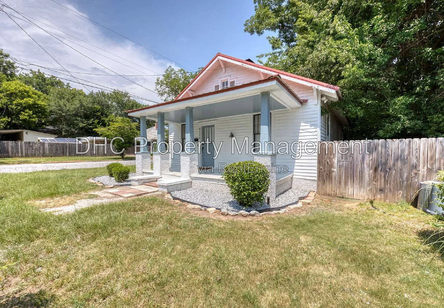 2 bed, 1.0 bath, 1000 sqft, $1,145 — Photo 2