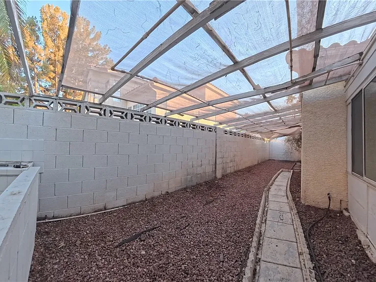 4844 Jadero Dr — Photo 31