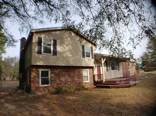 8312 King Rd, Fayetteville, NC 28306