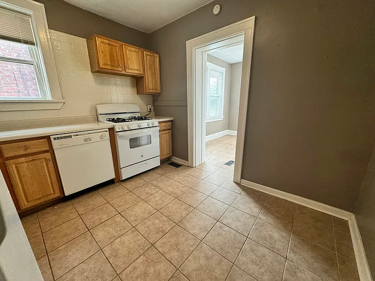 1406 Woodland Dr #1N — Photo 11