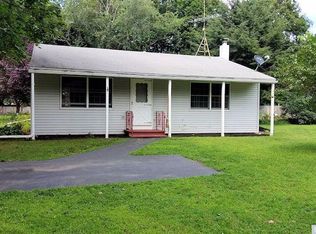 10 Robinson Rd, Copake, NY 12516