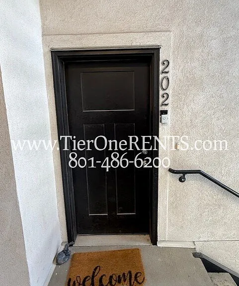 13606 S Hanley Ln #R202 — Photo 4