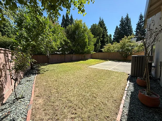 11861 Point Rock Way — Photo 17