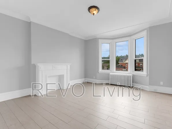 477 King St E #463, Hamilton, ON L8N 1C7