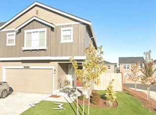 18641 108th Ave E, Puyallup, WA 98374