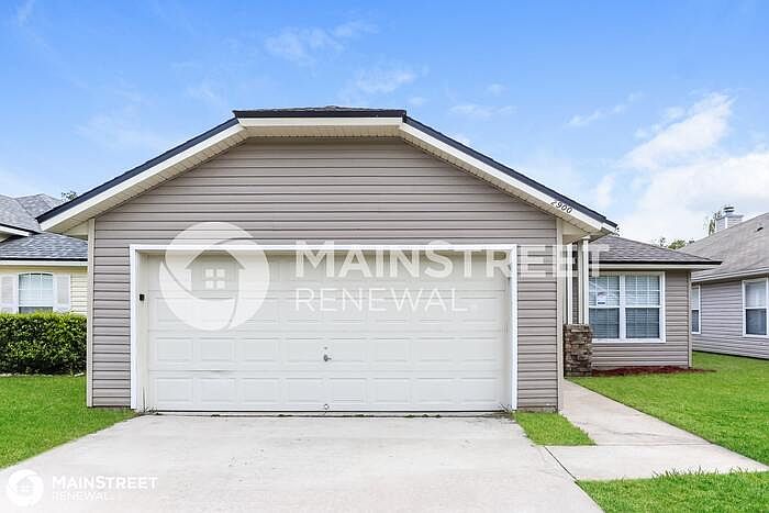 1st image of 2900 Centerwood Dr N